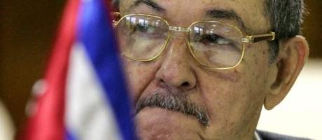 Cae la bandera de Cuba en Venezuela ¿Mal presagio?