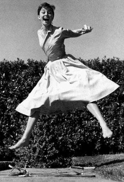 jumpology photo halsman_audrey_hepburn_zpsc583c46a.jpg