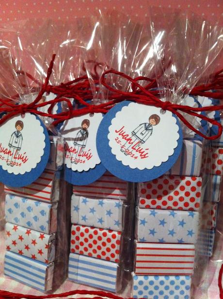 Detalles de comunión: recordatorios estampitas, chocolatinas y etiquetas Detalles de comunión: recordatorios estampitas, chocolatinas y etiquetas