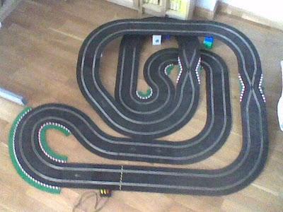 Montaje nº 9. Circuito de rally base y dos ampliaciones posibles.( Diseños 71, 72 y 73) Montaje nº 9. Circuito de rally base y dos ampliaciones posibles.( Diseños 71, 72 y 73)