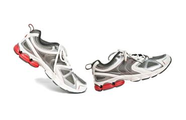 La obesidad: pandemia del siglo XXI Pair of sneakers