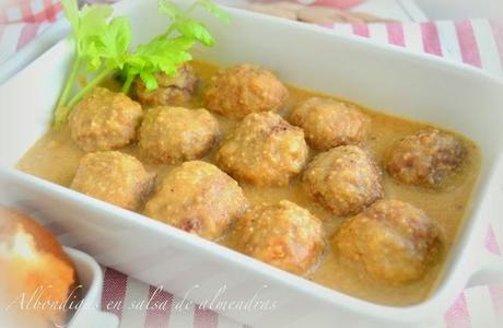 Albóndigas en salsa de almendras casera. Fácil, sencilla y deliciosa. Albóndigas en salsa de almendras casera. Fácil, sencilla y deliciosa.