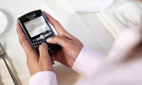 ¿Tu celular o yo? ¿Tu celular o yo?