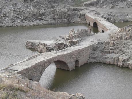 Imagen del mes: Puentes de Don Francisco, en la confluencia de los ríos Almonte y Tamuja Imagen del mes: Puentes de Don Francisco, en la confluencia de los ríos Almonte y Tamuja