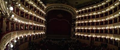 Aída en el Teatro di San Carlo la foto 3 (15)