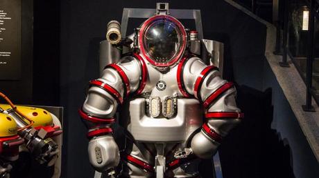 Conoce a Exosuit, el submarino portátil con el cual visitaras las profundidades Conoce a Exosuit, el submarino portátil con el cual visitaras las profundidades
