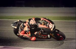 Álvaro Bautista lidera el 2º día de test en Qatar 1970728_666642316715193_1696803274_n