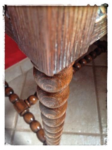 Restauración de una mesa costurero Mesita Costurero