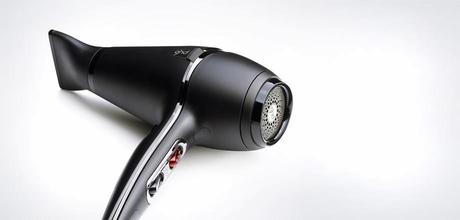 Rapidez y acabado profesional con el nuevo ghd air™ kit Rapidez y acabado profesional con el nuevo ghd air™ kit
