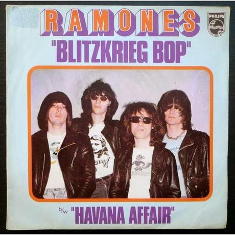 VERSIONES (51): BLITZKRIEG BOP - Ramones, 1976 by @MotelBourbon VERSIONES (51): BLITZKRIEG BOP - Ramones, 1976 by @MotelBourbon