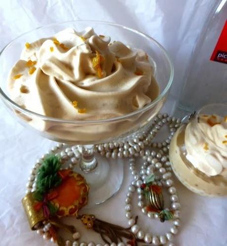 Perlas de Japón, Crema de Toffes y Espuma de Capuccino Perlas de Japón, Crema de Toffes y Espuma de Capuccino