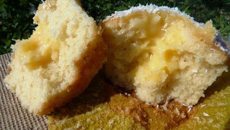 Magdalenas de coco y lemon curd Magdalenas de coco y lemon curd