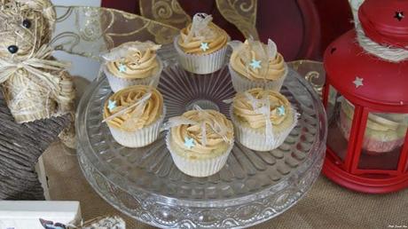 Mini Cupcakes de Plátano y Mantequilla de Cacahuete Mini Cupcakes de Plátano y Mantequilla de Cacahuete