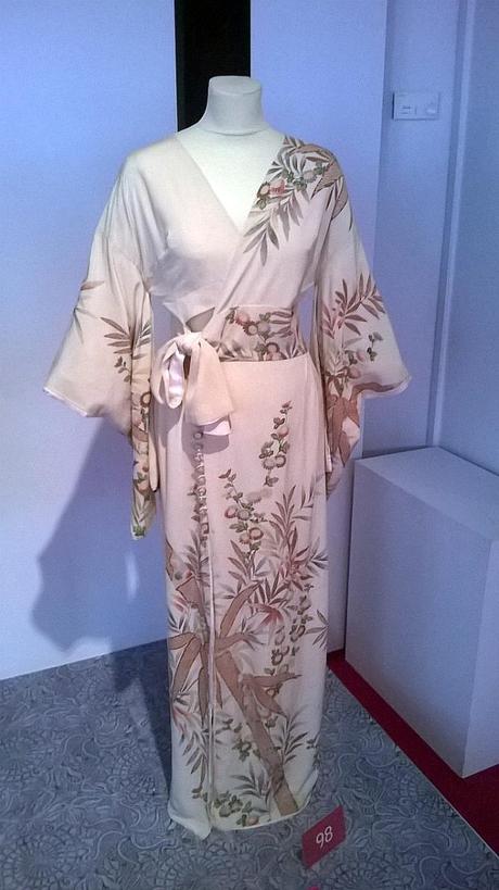 Barcelona Prêt-a-porter en Palau Robert by Harald Meyer-Delius kimono