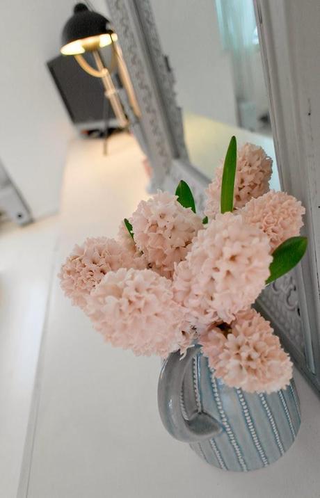 Un salón totalmente blanco para quitarme el sombrero! Un salón totalmente blanco para quitarme el sombrero!