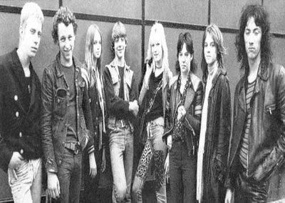 We can be heroes, just for one day We can be heroes, just for one day