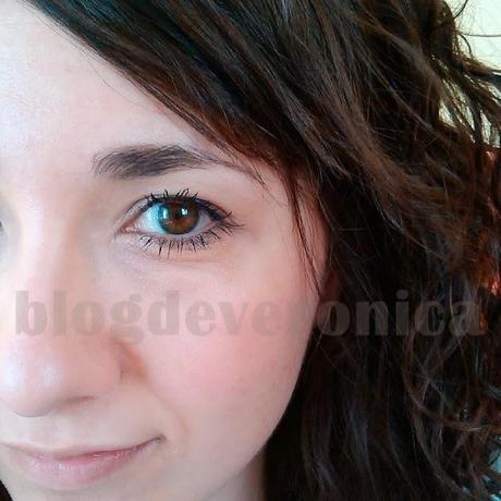 Tratamiento - Corrector del contorno de ojos, MAGNIFICENT EYES, Comodynes. Tratamiento - Corrector del contorno de ojos, MAGNIFICENT EYES, Comodynes.