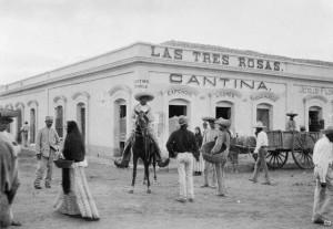 Cantina en Mazatlan, Sin. 1900. De Eduardo Cardenas ArtGallery en Imagenes historicas de Guadalajara.
