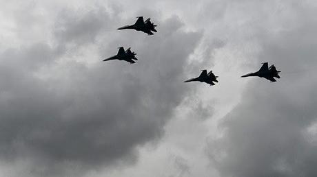 la-proxima-guerra-llegan-a-bielorrusia-los-primeros-aviones-de-combate-de-rusia
