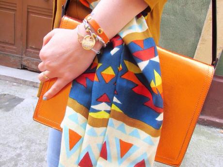 CHARADELOVES CHARADELOVES