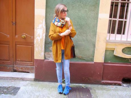 CHARADELOVES CHARADELOVES