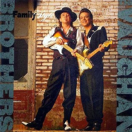 BackTrip: FAMILY STYLE BackTrip: FAMILY STYLE