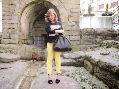 YELLOW PANTS YELLOW PANTS