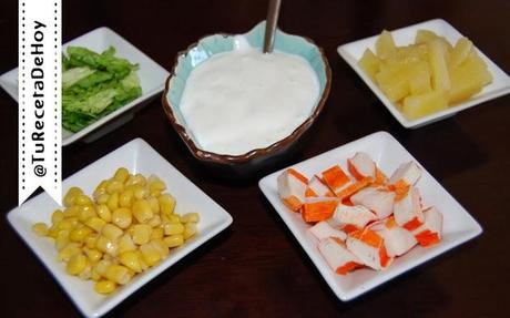Ingredientes para hacer ensalada de cangrejo o surimi