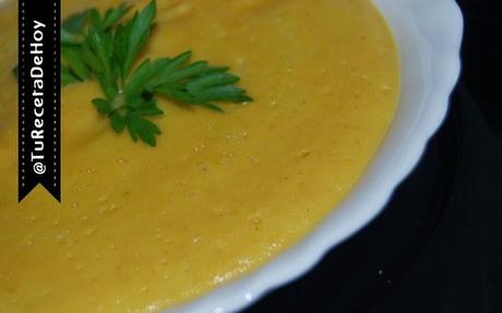 Crema de zanahorias al curry - Recetas fáciles y ligeras / Entrantes Crema de zanahorias al curry - Recetas fáciles y ligeras / Entrantes