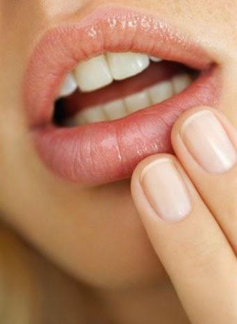 Consigue unos labios hidratados y más claros Consigue unos labios hidratados y más claros