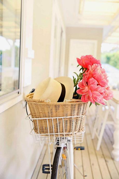 Entre flores frescas. . . Entre flores frescas. . .