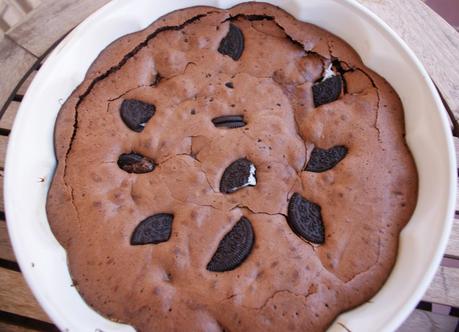 Brownie con galletas Oreo
