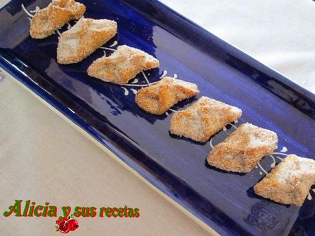 CANUTILLOS DE PESTIÑO HORNEADOS CANUTILLOS DE PESTIÑO HORNEADOS