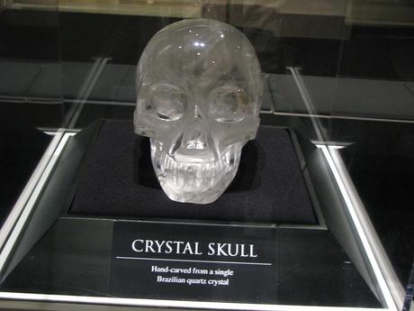 Hosted by imgur.com Las Trece Calaveras de Cristal