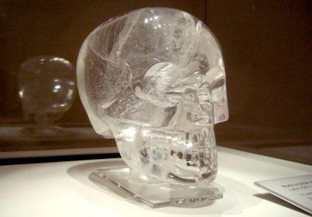Hosted by imgur.com Las Trece Calaveras de Cristal