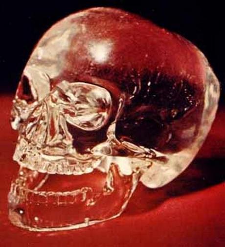 Hosted by imgur.com Las Trece Calaveras de Cristal