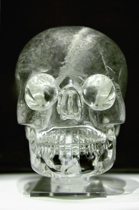 Hosted by imgur.com Las Trece Calaveras de Cristal