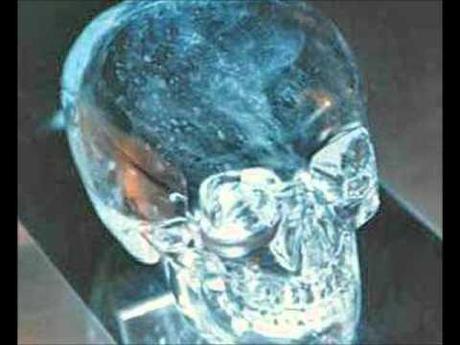 Hosted by imgur.com Las Trece Calaveras de Cristal