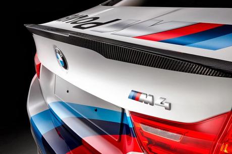 BMW M - Coche Oficial de MotoGP™