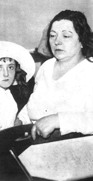 La extraña mujer de la calle de la Ruda Gregoriaehija