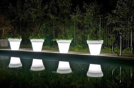 Pot-light-modern-swimming-pool-decorating