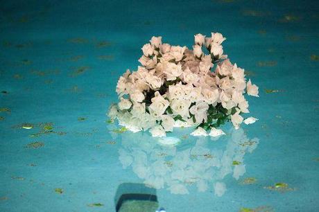 Floating Flowers for Outdoor Pool Weddings on Etsy, $165.00 Pool side weddings Flower arrangement
