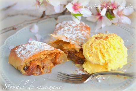 Strudel de manzana o Apferstrudel con helado de vainilla. Ràpido, fácil y ligero. Strudel de manzana o Apferstrudel con helado de vainilla. Ràpido, fácil y ligero.