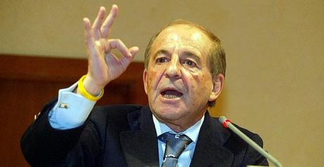 J. M.  García acusa a F. Pérez de ser  “muy mentiroso”.