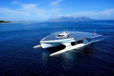 Barcos que navegan con la energía del sol Barcos que navegan con la energía del sol