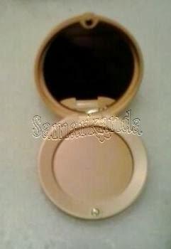 Antiojeras + iluminador Happy Light de Bourjois Antiojeras + iluminador Happy Light de Bourjois