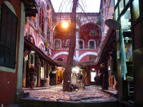 De compras en el Gran Bazar de Estambul