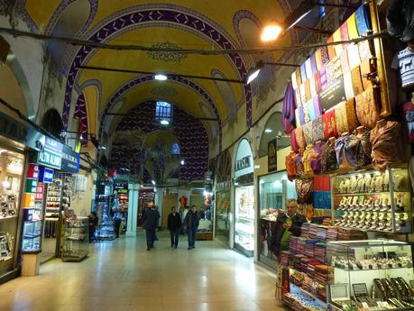 De compras en el Gran Bazar de Estambul