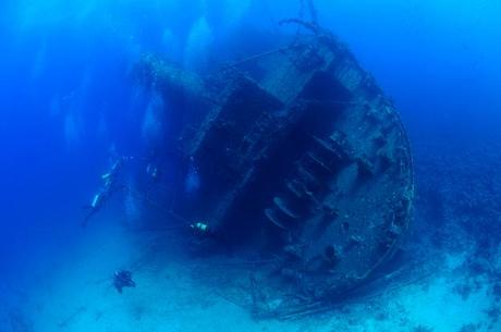 LRG Magazine - Barco Hundido LRG Magazine - Barco Hundido