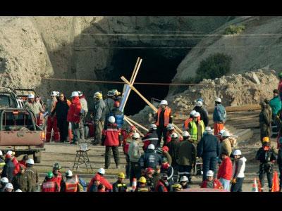 Chile: del «milagro de la mina San José» a una pequeña «Torre de Babel»